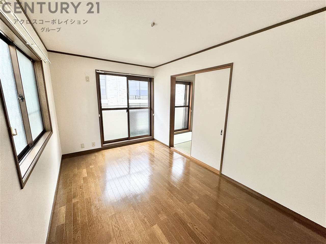 居室・リビング　ゆったり過ごせる居間です