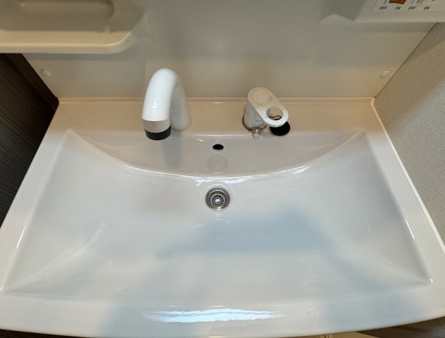 洗面設備　身支度に欠かせない独立洗面台♪