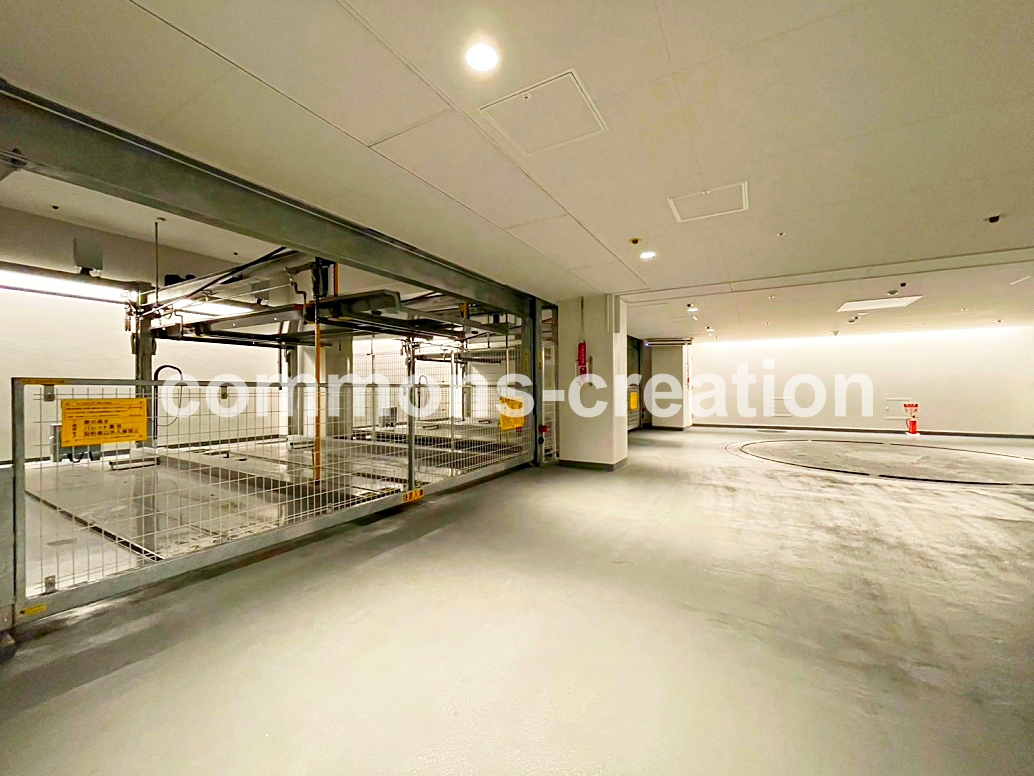 ホームセンター　Minotti　BOUTIQUE　AOYAMA（ホームセンター）まで198m