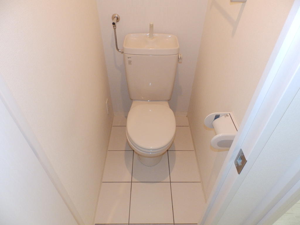 トイレ　※別号室参考画像