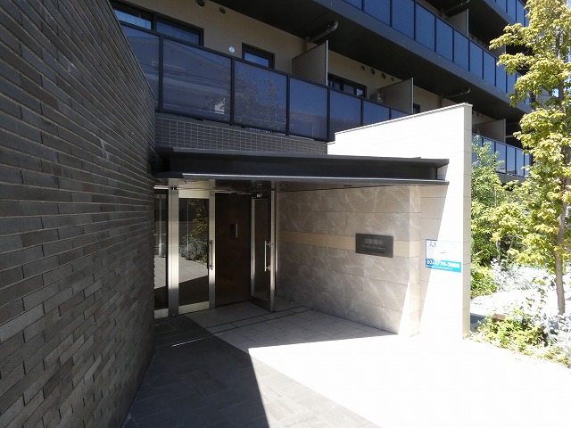 エントランス　エントランス