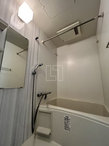 バス・シャワールーム　S-RESIDENCE西長堀　浴室