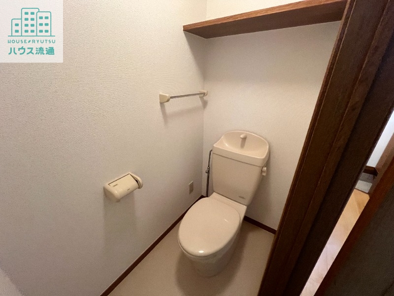 トイレ　※同タイプ別号室のお写真です