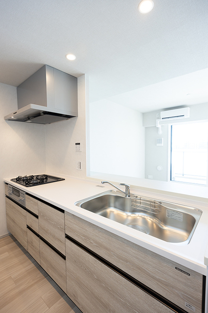 キッチン　※写真は同タイプ住戸です。