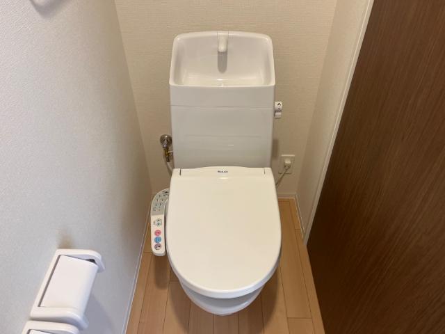 トイレ　シャワー付トイレ