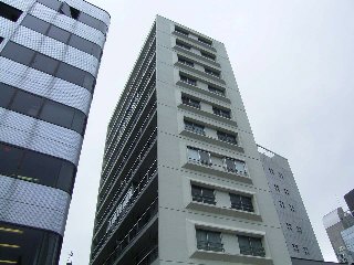 建物外観　１１階建てのマンションです。