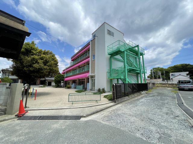 幼稚園・保育園　塩満保育園（幼稚園・保育園）まで820m