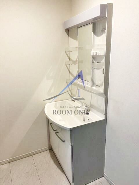 洗面設備　洗面台です。