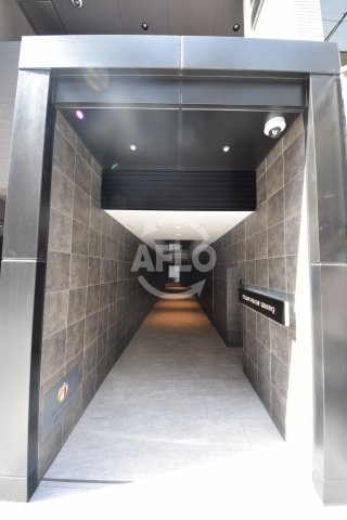 エントランス　コンフォリア・リヴ堺筋本町Q　エントランス