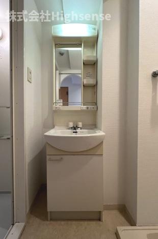 洗面設備　使いやすい洗面所です