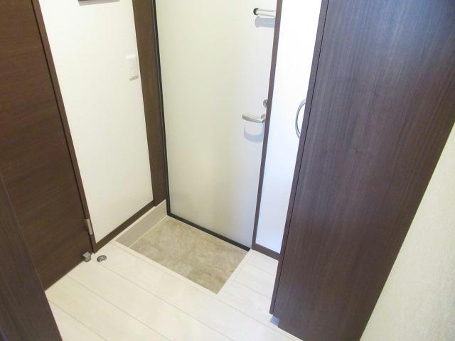 玄関　（別部屋イメージ）