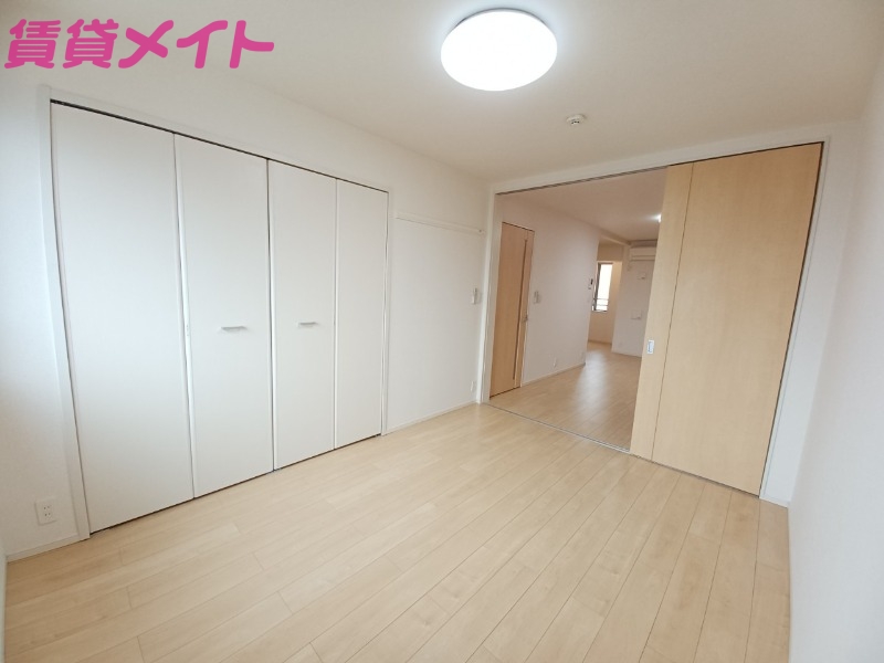 その他部屋・スペース　同タイプ参考反転写真です