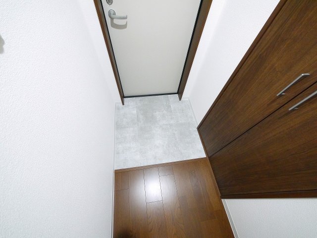 玄関　落ち着いた玄関です
