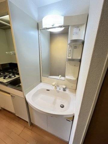 洗面設備　忙しい朝には欠かせない洗面所です