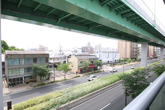 眺望　※違う号室の参考写真です。