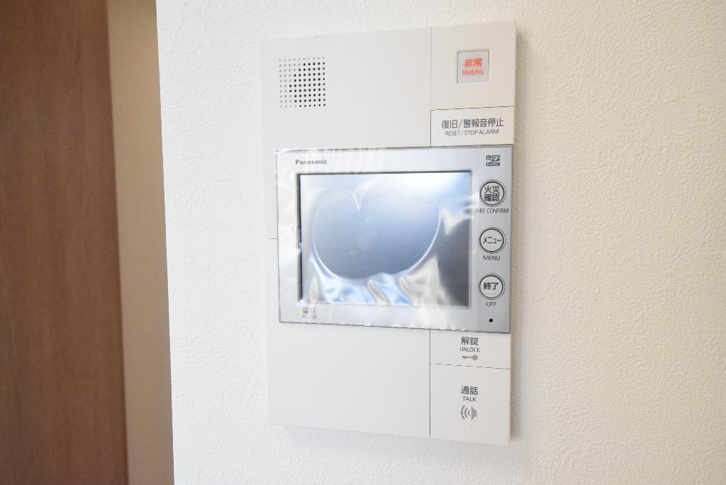 セキュリティ　カメラ付インターホン