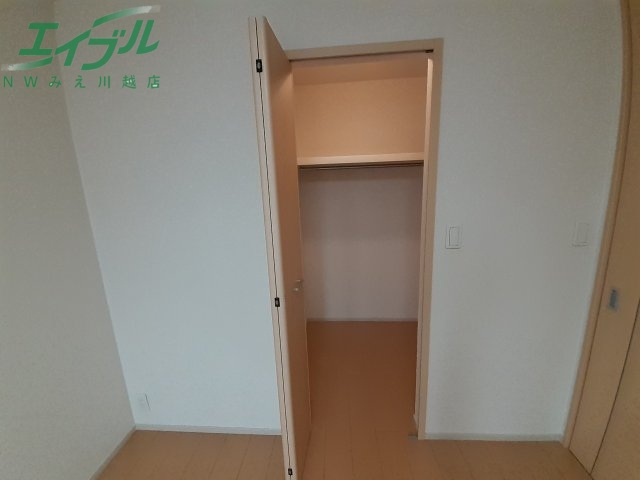 収納　同物件別室反転タイプ画像