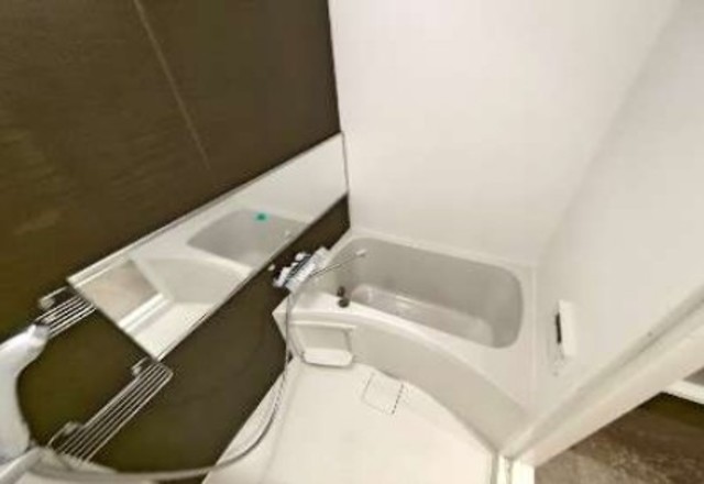 バス・シャワールーム　バスルーム