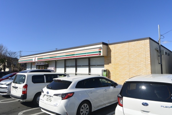 コンビニ　セブンイレブン水戸笠原町店（コンビニ）まで379m