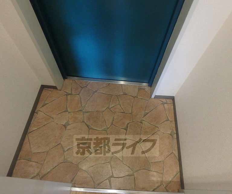 玄関　玄関です。