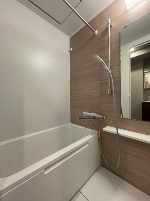 バス・シャワールーム　写真は同タイプ住居です。