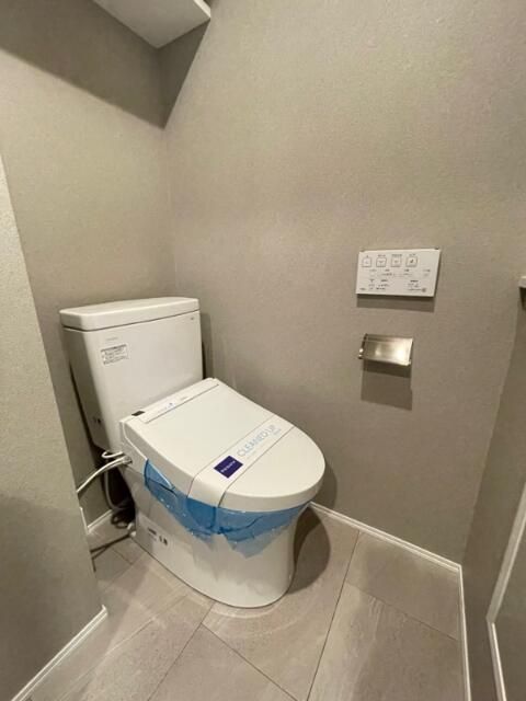 トイレ　写真は同タイプ住居です。