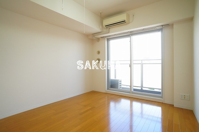 居室・リビング　開放感のあるゆったりとしたお部屋です♪