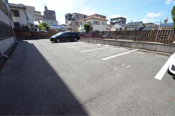 駐車場　くじらのゼロ賃貸は＼仲介手数料0円×初期費用最安×全国対応／