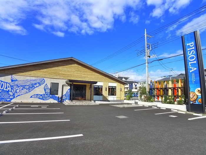 飲食店　PISOLA（飲食店）まで300m