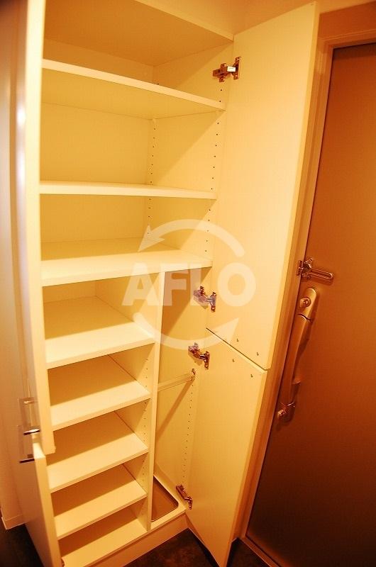玄関　ADWResidence松屋町　シューズボックス