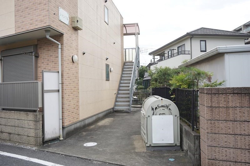 エントランス　建物入り口