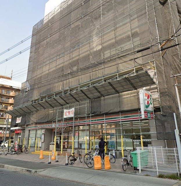 コンビニ　近くて便利♪セブンイレブン大阪出戸駅前店（コンビニ）まで428m
