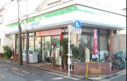 コンビニ　ファミリーマート方南一丁目店（コンビニ）まで340m