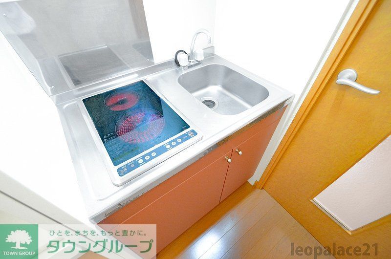 キッチン　電気コンロ2口付き