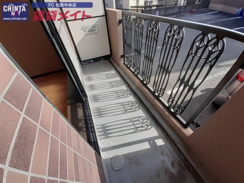 バルコニー　別部屋反転画像参考