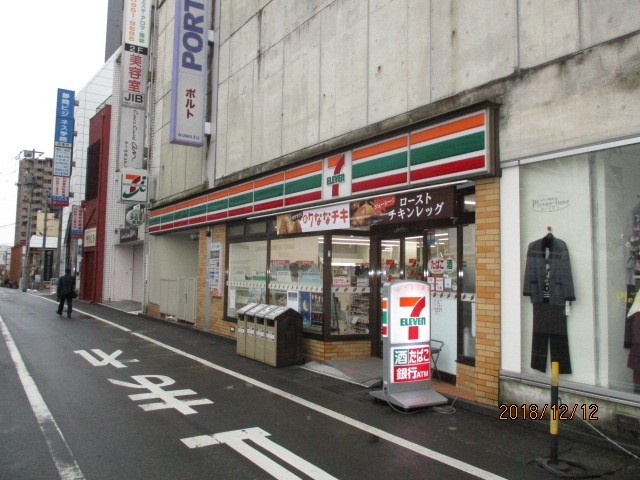 コンビニ　セブンイレブン沼津駅前店（コンビニ）まで587m