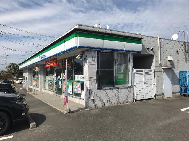 コンビニ　ファミリーマート各務原三井東店（コンビニ）まで712m