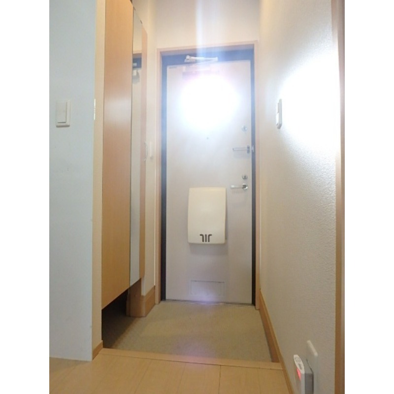 玄関　図面と現状に相違がある場合には現状を優先