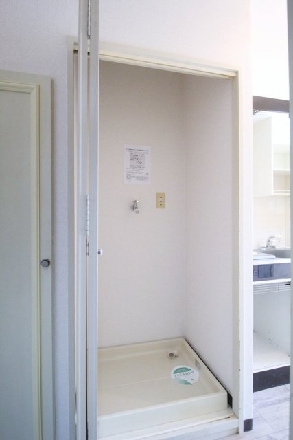 その他設備　室内洗濯機置場