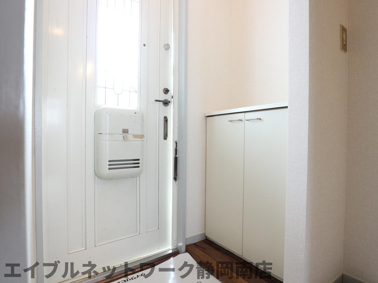 玄関　シンプルで使いやすい玄関です