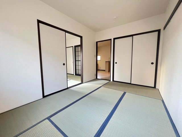 居室・リビング　階下の同じ間取りのお部屋の参考写真です