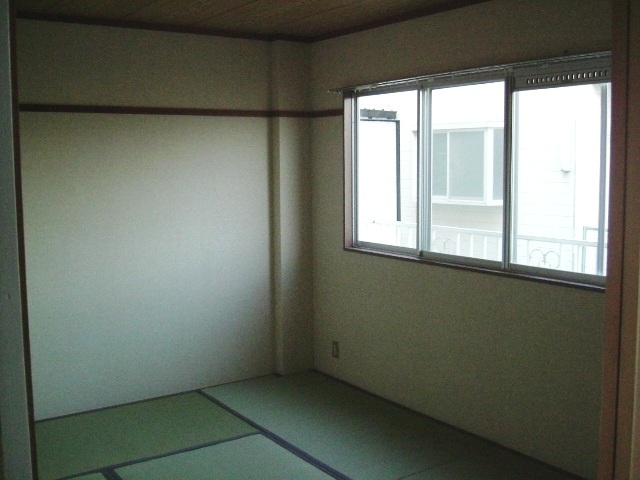 ハイツ山本Cの居間写真