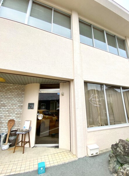 飲食店　shokudo & cafe osse(ショクドウ アンド（飲食店）まで213m