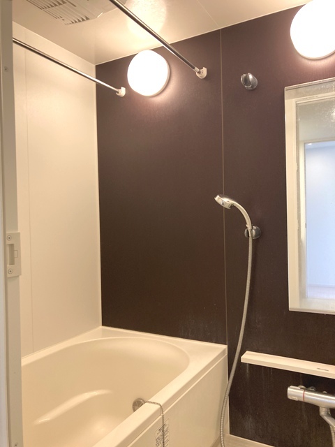 バス・シャワールーム　※写真は同タイプ住戸です。