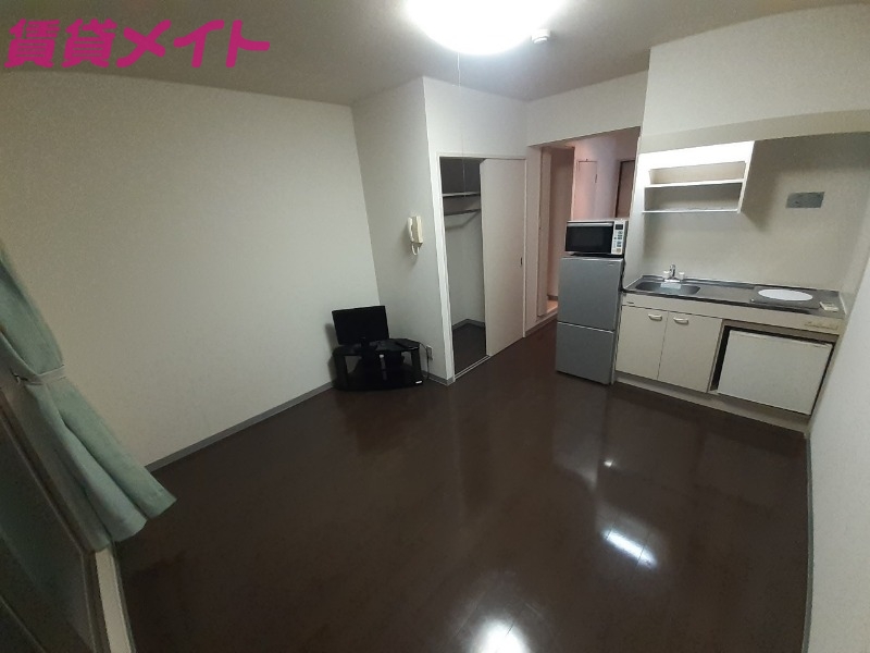 居室・リビング　同タイプの部屋写真です