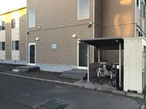 レオパレス丹頂の外観写真