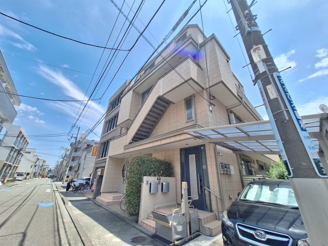 建物外観　耐震耐火に優れた旭化成へーベルメゾン