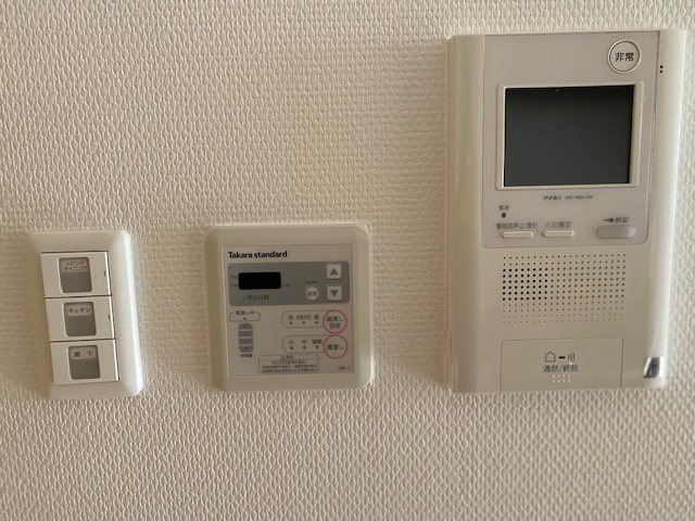 セキュリティ　カメラ付きインタフォーンで安心です。