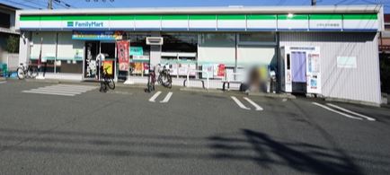 コンビニ　ファミリーマート 小平たかの街道店（コンビニ）まで485m