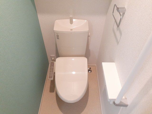 スリザリンIIIのトイレ写真